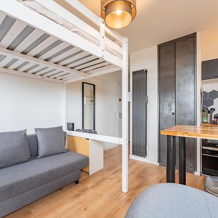Charlemagne - Studio Confortable Avec Parking Gratuit - Quelques Pas De La Gare, Cuisine, Wifi Apartamento Arras Exterior foto