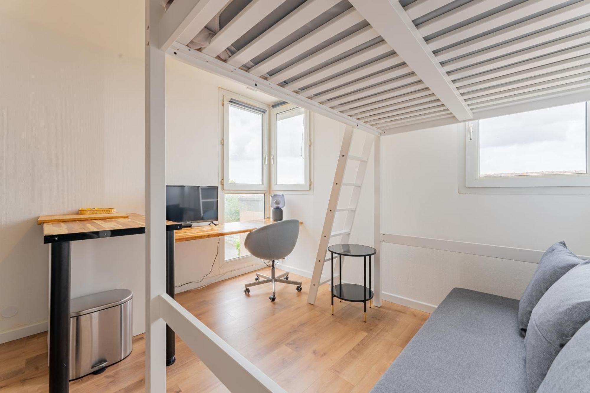 Charlemagne - Studio Confortable Avec Parking Gratuit - Quelques Pas De La Gare, Cuisine, Wifi Apartamento Arras Exterior foto