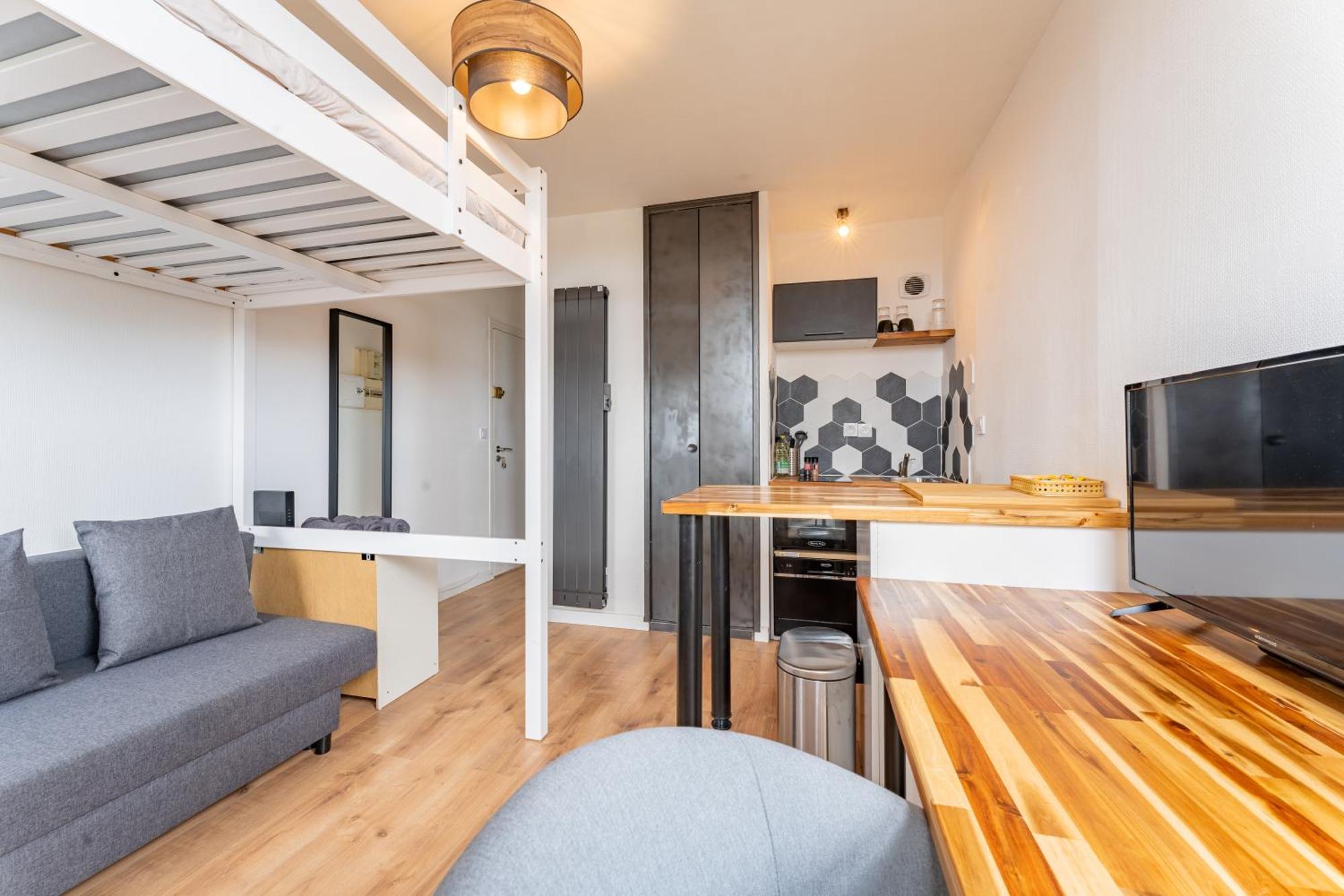 Charlemagne - Studio Confortable Avec Parking Gratuit - Quelques Pas De La Gare, Cuisine, Wifi Apartamento Arras Exterior foto